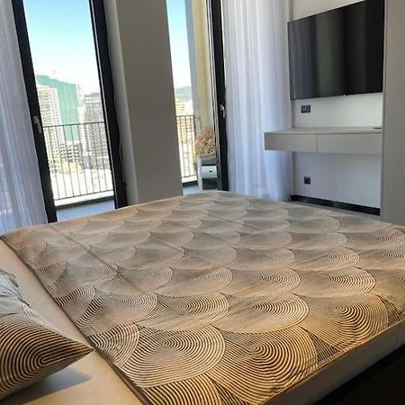 Luxury Penthouse Prishtina Διαμέρισμα Πρίστινα Εξωτερικό φωτογραφία
