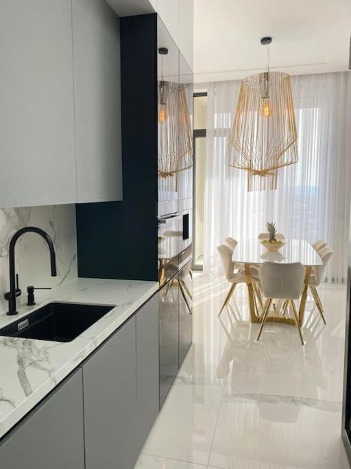 Luxury Penthouse Prishtina Διαμέρισμα Πρίστινα Εξωτερικό φωτογραφία